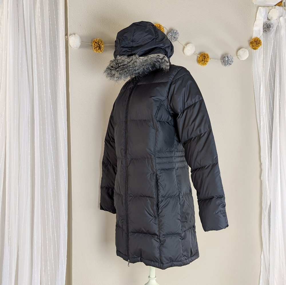 Black Mountain Hardwear Down Parka Size S
